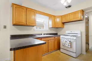5024 Harnew Rd S, Oak Lawn, IL 60453 - Photo 6