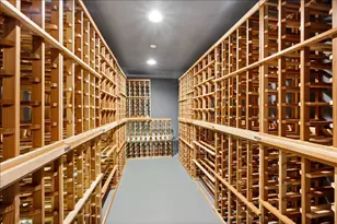 2901 N Burling St, Chicago, IL 60657 - Photo 40