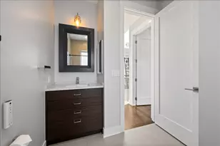 2901 N Burling St, Chicago, IL 60657 - Photo 28