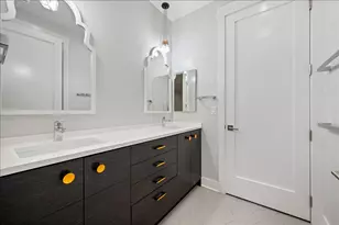 2901 N Burling St, Chicago, IL 60657 - Photo 26