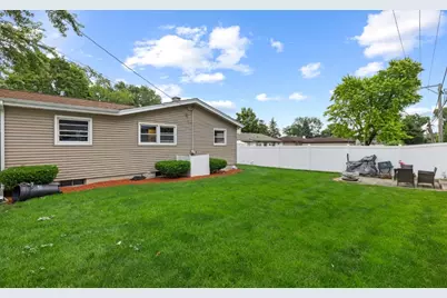 701 Kane Street, South Elgin, IL 60177 - Photo 28