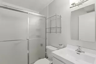 925 Spring Hill Dr, Northbrook, IL 60062 - Photo 12