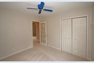 220 Fairway Road, Lake Zurich, IL 60047 - Photo 32