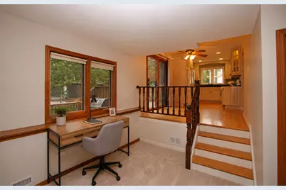 220 Fairway Road, Lake Zurich, IL 60047 - Photo 8