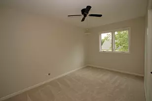 220 Fairway Rd, Lake Zurich, IL 60047 - Photo 26