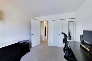 408 Sandhurst Cir, Glen Ellyn, IL 60137 - Photo 18