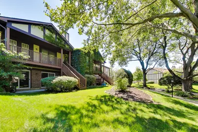 408 Sandhurst Circle #A, Glen Ellyn, IL 60137 - Photo 24