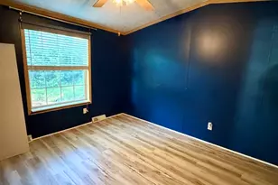 1009 Bay Rd, McHenry, IL 60051 - Photo 6