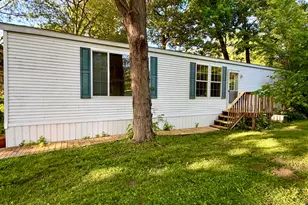 1009 Bay Rd, McHenry, IL 60051 - Photo 12