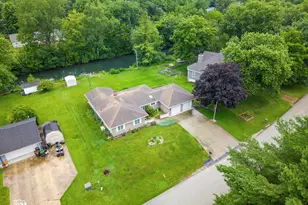 5878 Rose Cir, Saint Anne, IL 60964 - Photo 36