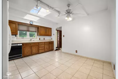 5878 Rose Circle, Saint Anne, IL 60964 - Photo 8