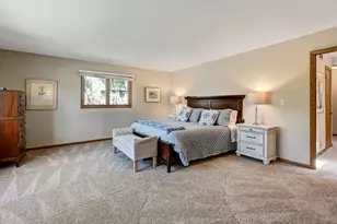 5631 S Elm St, Hinsdale, IL 60521 - Photo 14