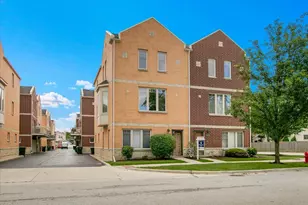8900 31st St, Brookfield, IL 60513 - Photo 1
