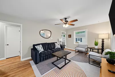 724 S New Street, Champaign, IL 61820 - Photo 2
