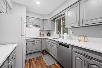 724 S New Street, Champaign, IL 61820 - Photo 6