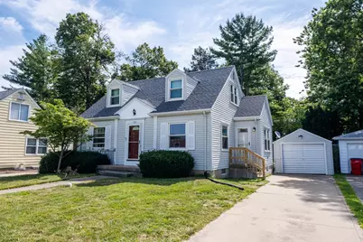 724 S New Street, Champaign, IL 61820 - Photo 1