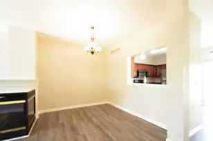 2429 River Oaks Ln, Rockford, IL 61102 - Photo 4