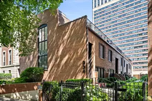 334 W Barry Ave, Chicago, IL 60657 - Photo 1