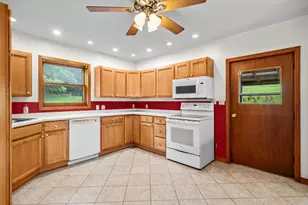 165 S Blackhawk Rd, Oregon, IL 61061 - Photo 12