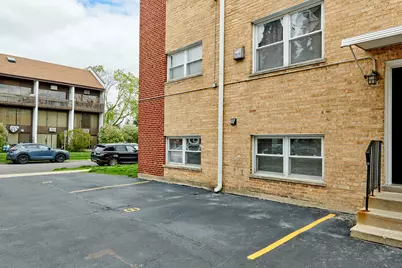 416 Laurel Avenue #1, Des Plaines, IL 60016 - Photo 6