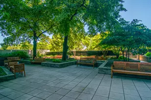 3600 N Lake Shore Dr, Chicago, IL 60613 - Photo 4
