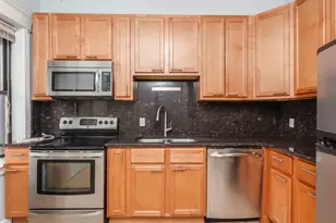 941 W Windsor Ave, Chicago, IL 60640 - Photo 2