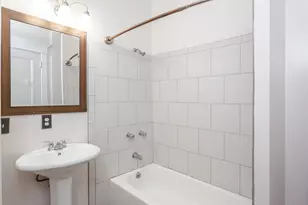 941 W Windsor Ave, Chicago, IL 60640 - Photo 14