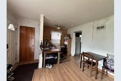 21 S Seymour Avenue, Mundelein, IL 60060 - Photo 4