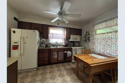 21 S Seymour Avenue, Mundelein, IL 60060 - Photo 10