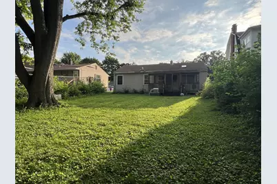 21 S Seymour Avenue, Mundelein, IL 60060 - Photo 18