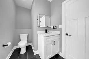 4830 W Crystal St, Chicago, IL 60651 - Photo 24