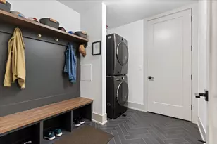 1548 W Ardmore Ave, Chicago, IL 60660 - Photo 28