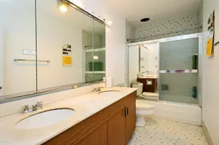 5117 S Cornell Ave, Chicago, IL 60615 - Photo 18