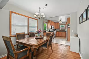 901 Brookwood St, Bensenville, IL 60106 - Photo 4