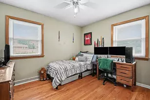 901 Brookwood St, Bensenville, IL 60106 - Photo 8