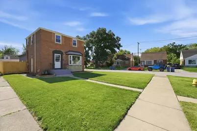 1547 Forest Avenue, Calumet City, IL 60409 - Photo 2