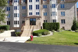 3640 186th St, Lansing, IL 60438 - Photo 2