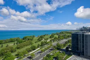 4170 N Marine Dr, Chicago, IL 60613 - Photo 36