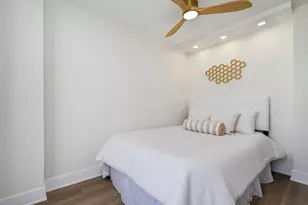 4170 N Marine Dr, Chicago, IL 60613 - Photo 22