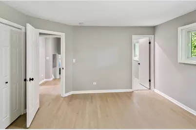 617 S Busse Road, Mount Prospect, IL 60056 - Photo 10