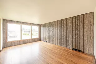 12927 S Saginaw Ave, Chicago, IL 60633 - Photo 4