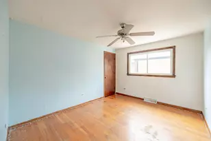12927 S Saginaw Ave, Chicago, IL 60633 - Photo 10