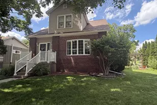 1203 6th St, Peru, IL 61354 - Photo 1