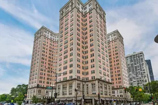 5555 N Sheridan Rd, Chicago, IL 60640 - Photo 1