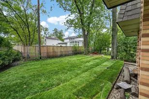208 Pine St, Deerfield, IL 60015 - Photo 40