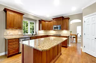 361 S Quentin Rd, Palatine, IL 60067 - Photo 10