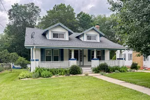 420 S Park Blvd, Freeport, IL 61032 - Photo 2