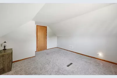 7036 Oxford Street, Bridgeview, IL 60455 - Photo 18