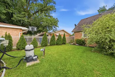 7036 Oxford Street, Bridgeview, IL 60455 - Photo 30