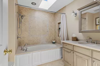 752 Shoreline Road #1077, Lake Barrington, IL 60010 - Photo 14